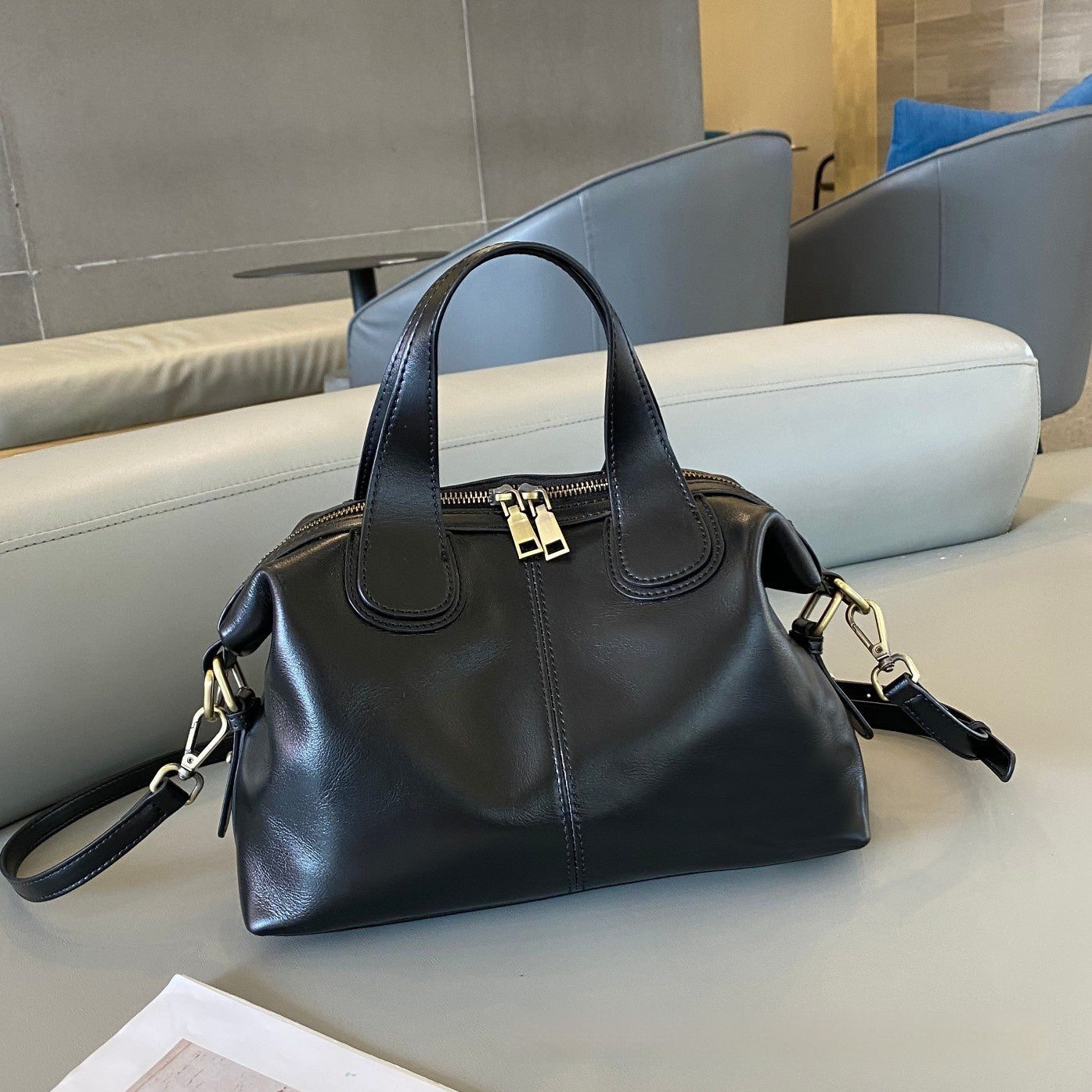 Clara - Vintage Pillow Handbag